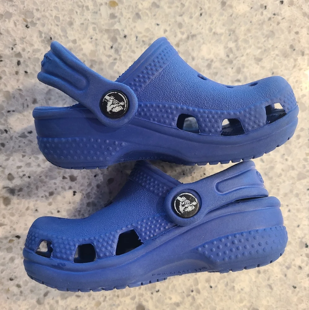 Crocs Blue Clog sz Infant C2/3